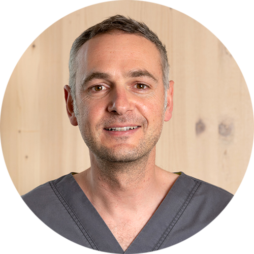 Dr Martin Geoffrey - Chirurgien-dentiste